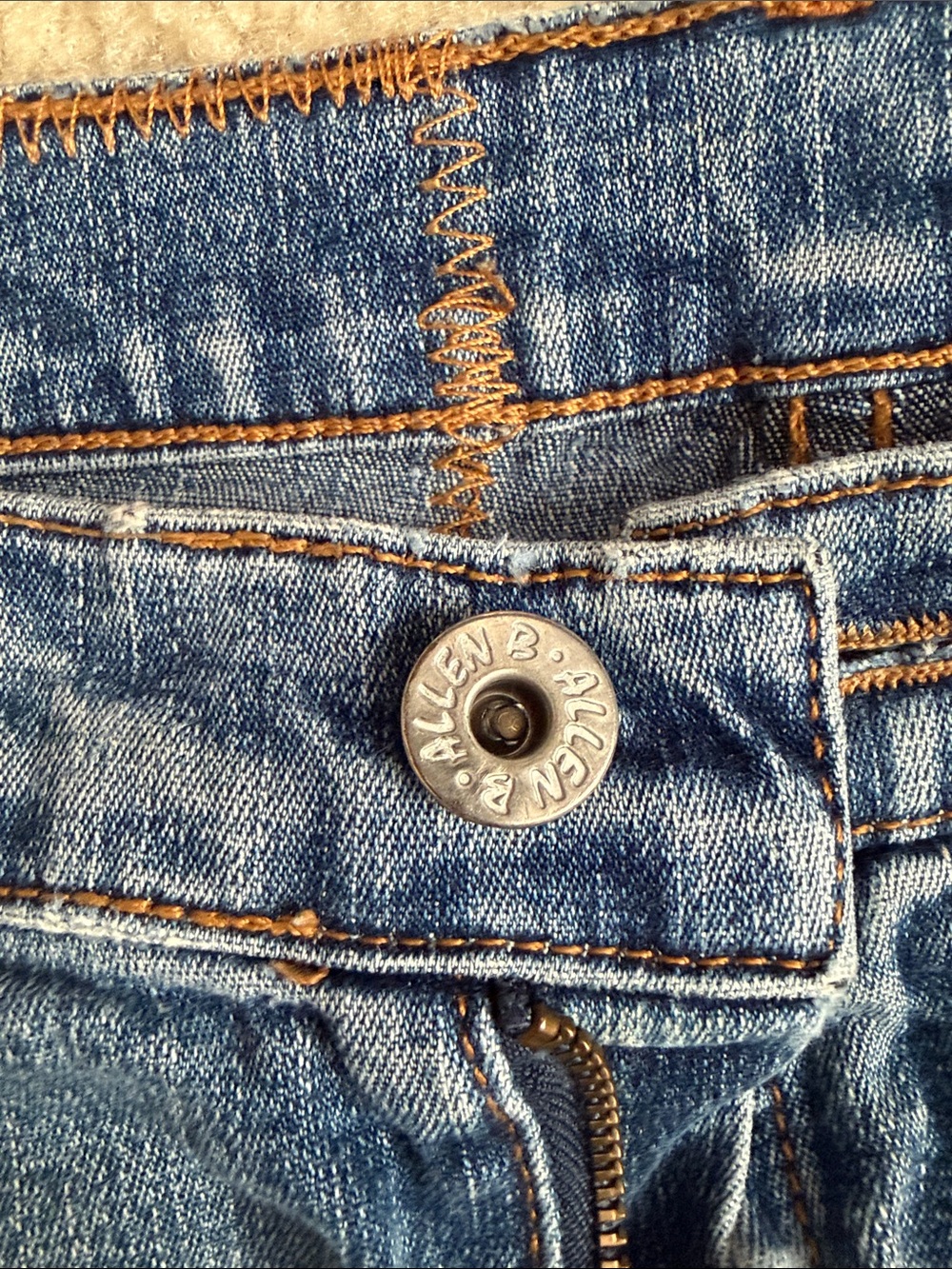 Allen B. By Allen Schwartz Blue Flare Jeans with White Embroidered Side Panels - Picture 5 of 6
